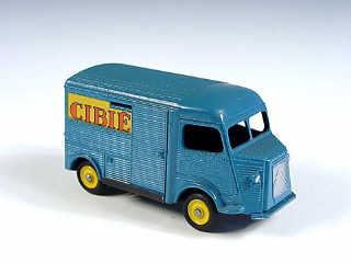 Lot 387 - DINKY TOYS (FRANCE) (1)