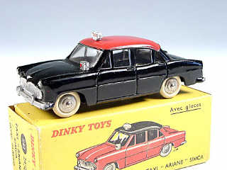 Lot 146 - DINKY TOYS FRANCE (1)