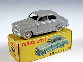 Lot 135 - DINKY TOYS (FRANCE) (1)