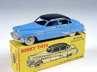 Lot 139 - DINKY TOYS (FRANCE) (1)