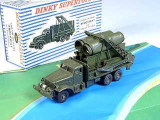 Lot 428 - DINKY TOYS FRANCE (1)