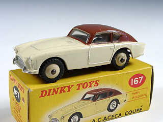 Lot 335 - DINKY TOYS (GB) (1)
