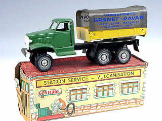 Lot 832 - FRANCE JOUETS (FRANCE) (1)