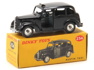 Lot 311 - DINKY TOYS (GB) (1)