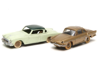 Lot 646 - DINKY TOYS (FRANCE) (2)
