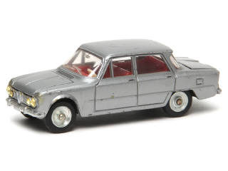 Lot 541 - DINKY TOYS (FRANCE) (1)