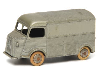 Lot 543 - DINKY TOYS (FRANCE) (1)
