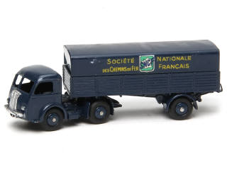 Lot 570 - DINKY TOYS (FRANCE) (1)