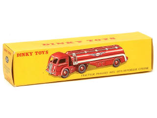 Lot 513 - DINKY TOYS (FRANCE) (1)
