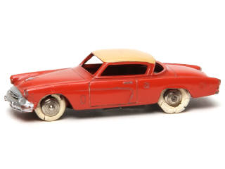 Lot 587 - DINKY TOYS (FRANCE) (1)