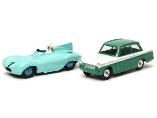 Lot 478 - DINKY TOYS (GB) (2)