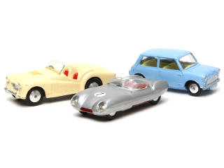 Lot 320 - CORGI TOYS (GB) (3)