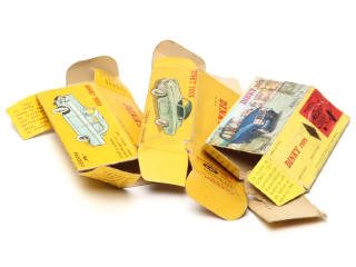 Lot 509 - DINKY TOYS (FRANCE) (3)