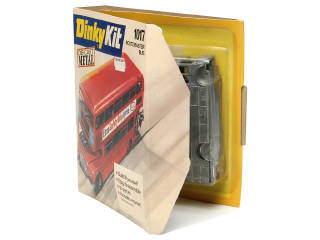 Lot 396 - DINKY TOYS (GB) (1)