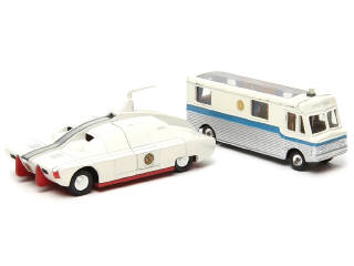 Lot 486 - DINKY TOYS (GB) (2)