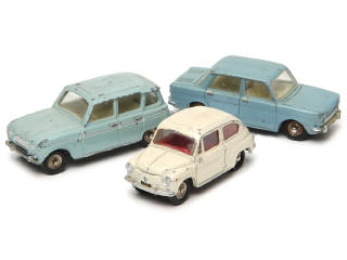 Lot 679 - DINKY TOYS (FRANCE) (3)