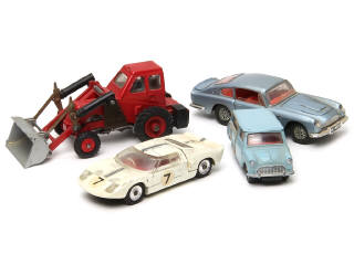 Lot 448 - DINKY TOYS (GB) (4)