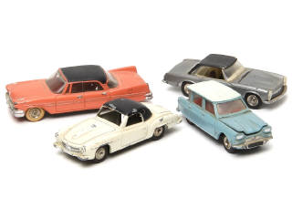 Lot 692 - DINKY TOYS (FRANCE) (4)