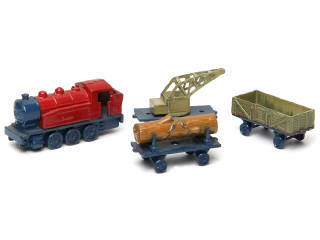 Lot 471 - DINKY TOYS (GB) (4)