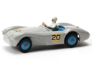 Lot 402 - DINKY TOYS (GB) (1)