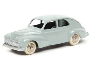 Lot 635 - DINKY TOYS (FRANCE) (1)