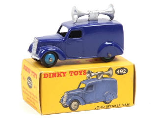 Lot 542 - DINKY TOYS (GB) (1)