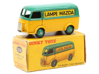 Lot 691 - DINKY TOYS (FRANCE) (1)