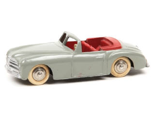 Lot 643 - DINKY TOYS (FRANCE) (1)