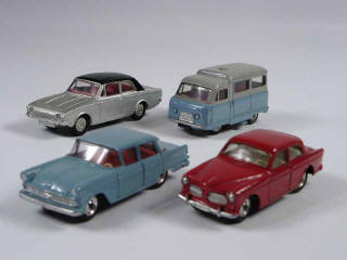 Lot 541 - DINKY TOYS GB (4)