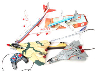 Lot 207 - DIVERS (5)