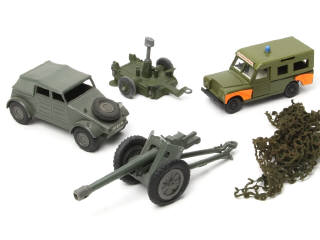 Lot 308 - DINKY TOYS (GB) (4)