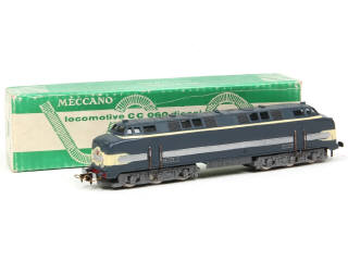 Lot 114 - HORNBY 'HO' (1)