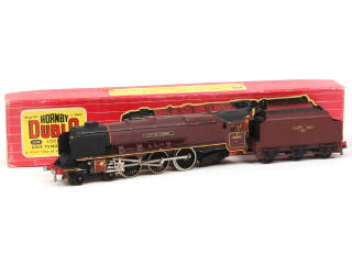 Lot 115 - HORNBY 'HO' (1)