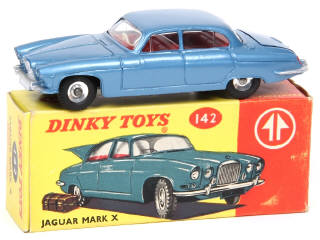 Lot 185 - DINKY TOYS (GB) (1)
