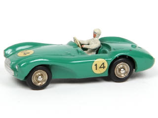 Lot 142 - DINKY TOYS (FRANCE) (1)