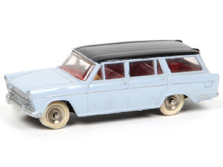 Lot 168 - DINKY TOYS (FRANCE) (1)