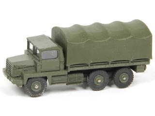 Lot 225 - DINKY TOYS (FRANCE) (1)