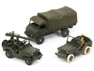 Lot 235 - DINKY TOYS (FRANCE) (3)
