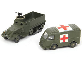 Lot 229 - DINKY TOYS (FRANCE) (2)