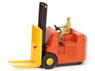 Lot 183 - DINKY TOYS (FRANCE) (1)