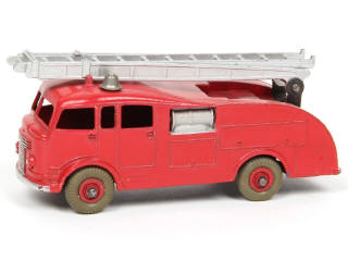 Lot 337 - DINKY TOYS (GB) (1)