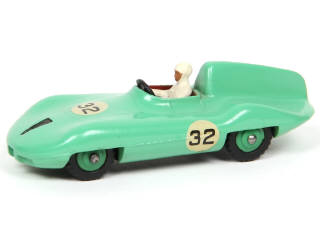 Lot 303 - DINKY TOYS (GB) (1)
