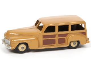 Lot 327 - DINKY TOYS (GB) (1)