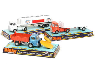 Lot 361 - DINKY TOYS (GB) (3)