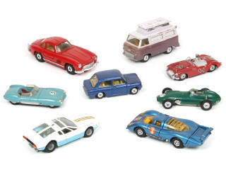 Lot 472 - CORGI TOYS (GB) (8)