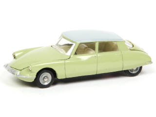 Lot 152 - DINKY TOYS (FRANCE) (1)