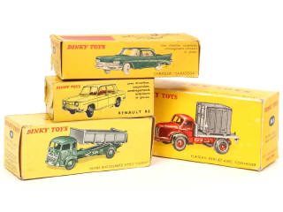 Lot 493 - DINKY TOYS (FRANCE) (4)