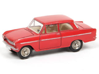 Lot 162 - DINKY TOYS (FRANCE) (1)
