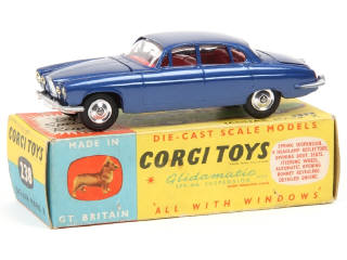 Lot 334 - CORGI TOYS (GB) (1)