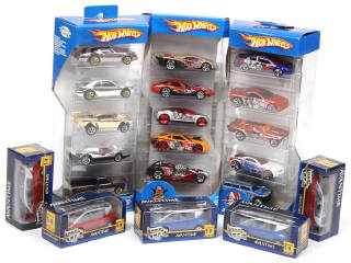 Lot 313 - MATTEL (20)